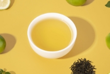 茶葉包裝設(shè)計(jì)是茶企與消費(fèi)者之間的橋梁，引領(lǐng)茶文化走向更廣闊的市場空間